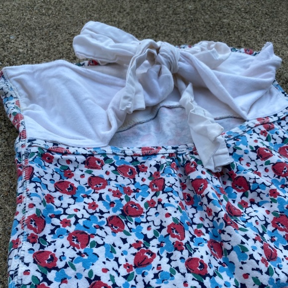 Floral 🌺🌸 Tube Top Ruffled Top, Tie in Back 🎀 - Picture 3 of 4